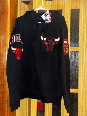 NBA Chicago Bulls Black Red Pullover Hoodie